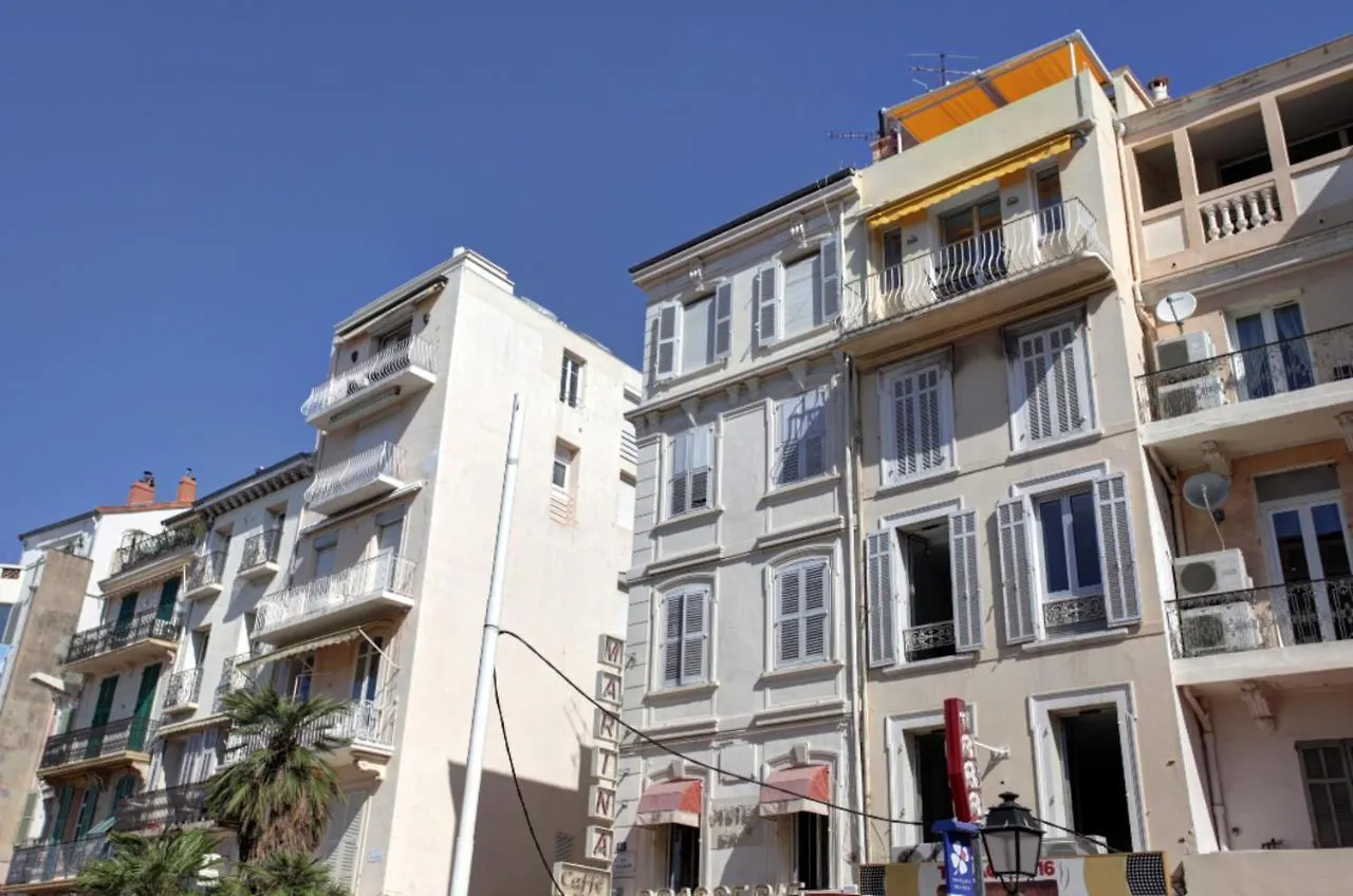 C005-Studette Au Centre Cannes Apartment France
